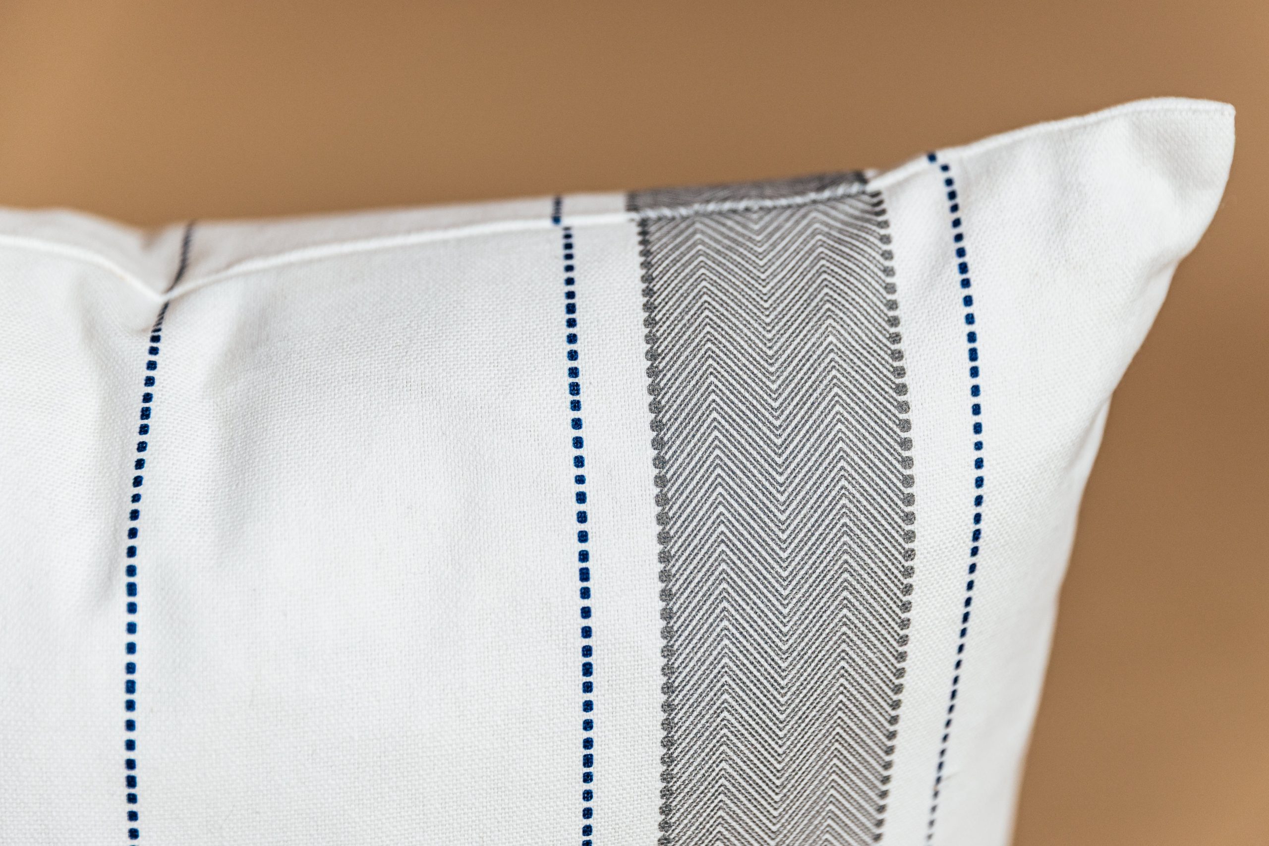 Ethan Medium Pillow Cover - Image 3