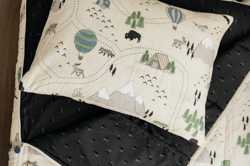 Adventure Awaits Zipper Bedding - Image 3