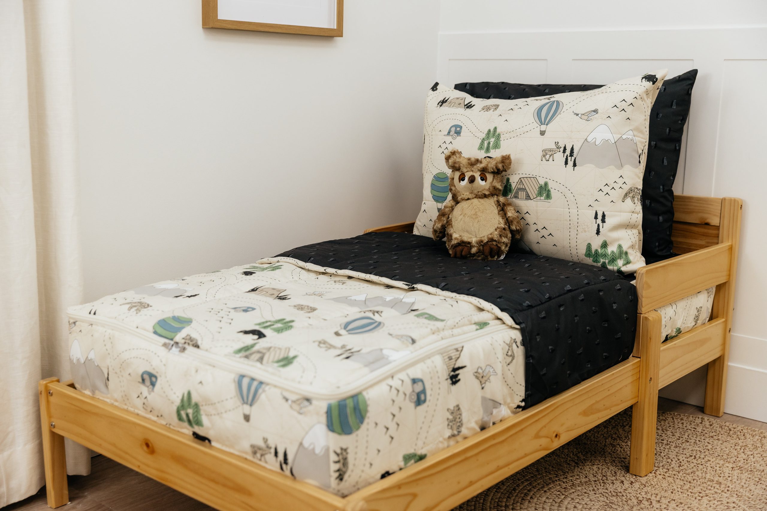 Adventure Awaits Zipper Bedding - Image 8