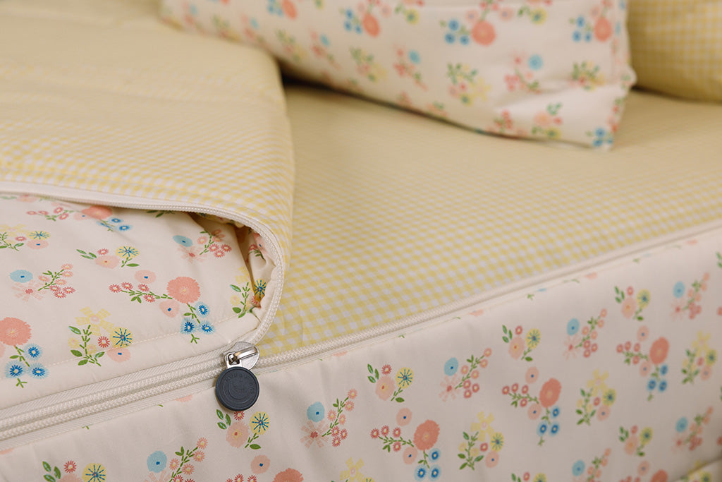 Gingham Garden Zipper Bedding - Image 6