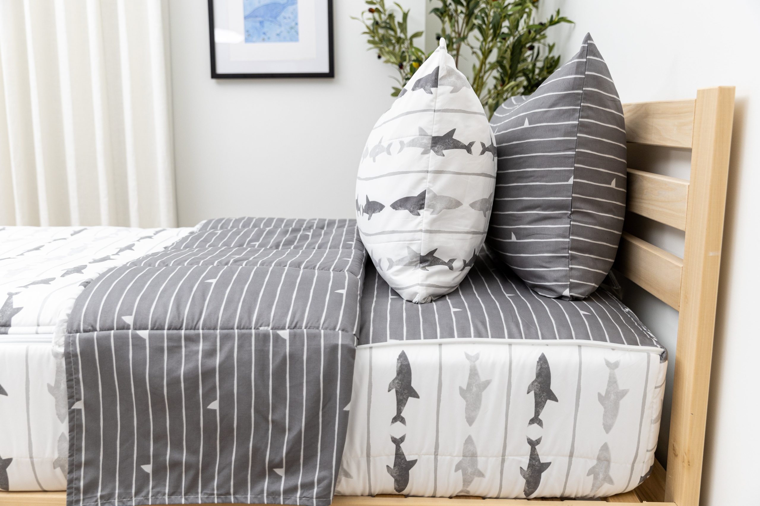 Great White Zipper Bedding - Image 7