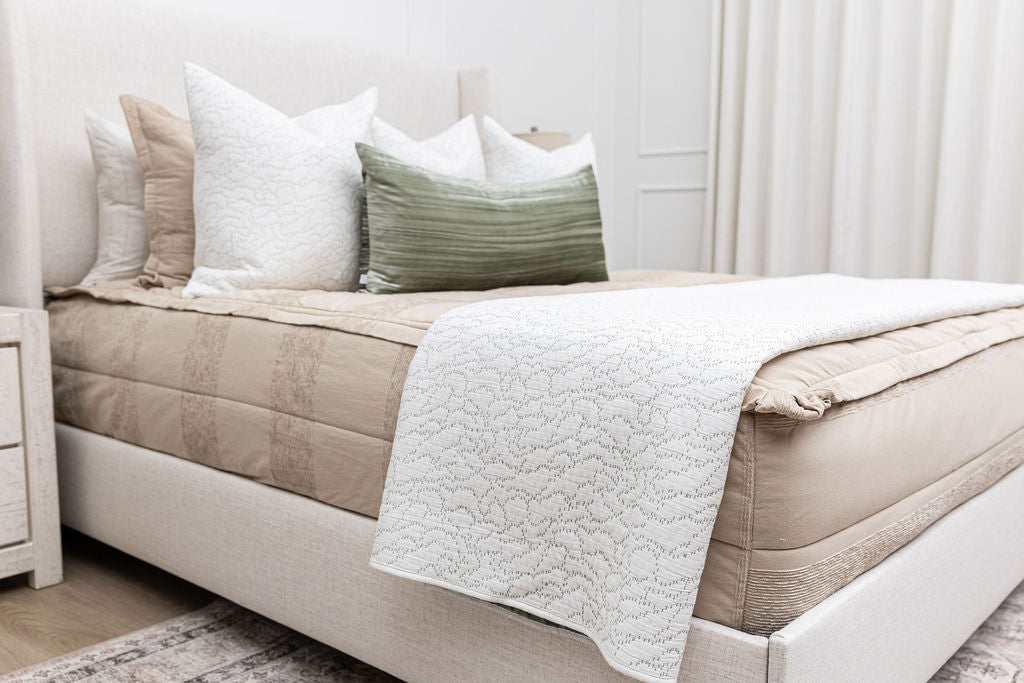 Mallory Luxe Blanket - Image 3