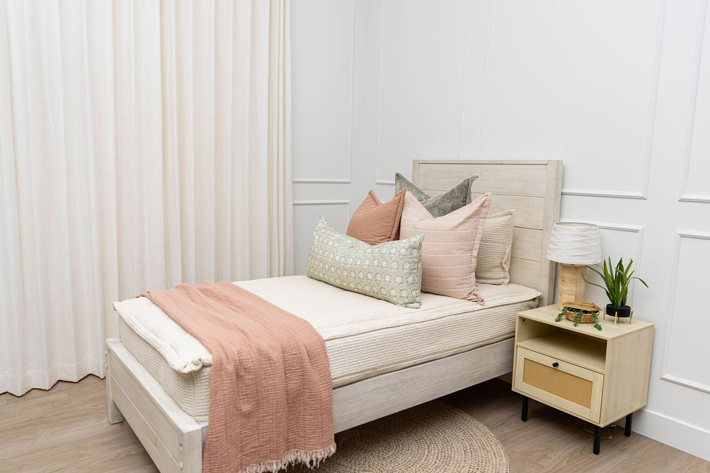 Mollie Luxe Throw - Image 7