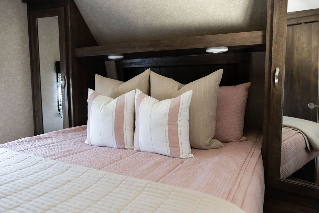 Alexandria Luxe Beddy's - Image 19