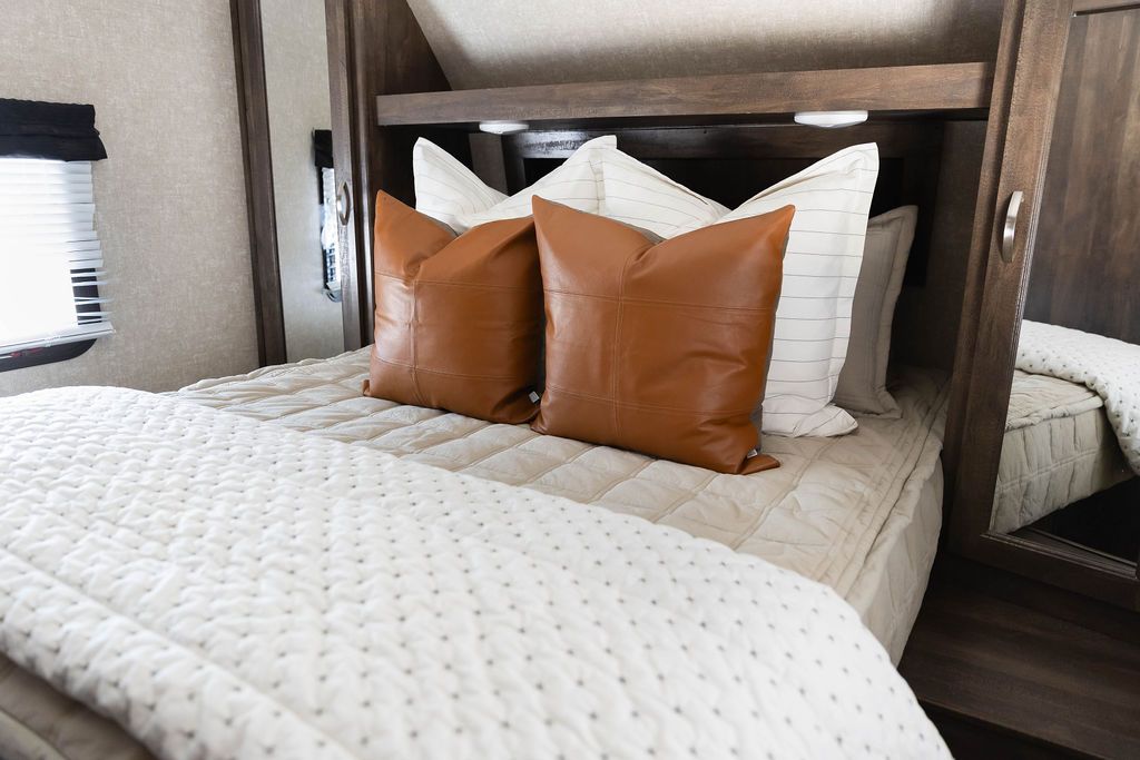 Wyatt Luxe Beddy's - Image 17