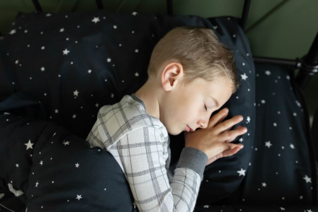 Out Of This World Zipper Bedding - Image 3
