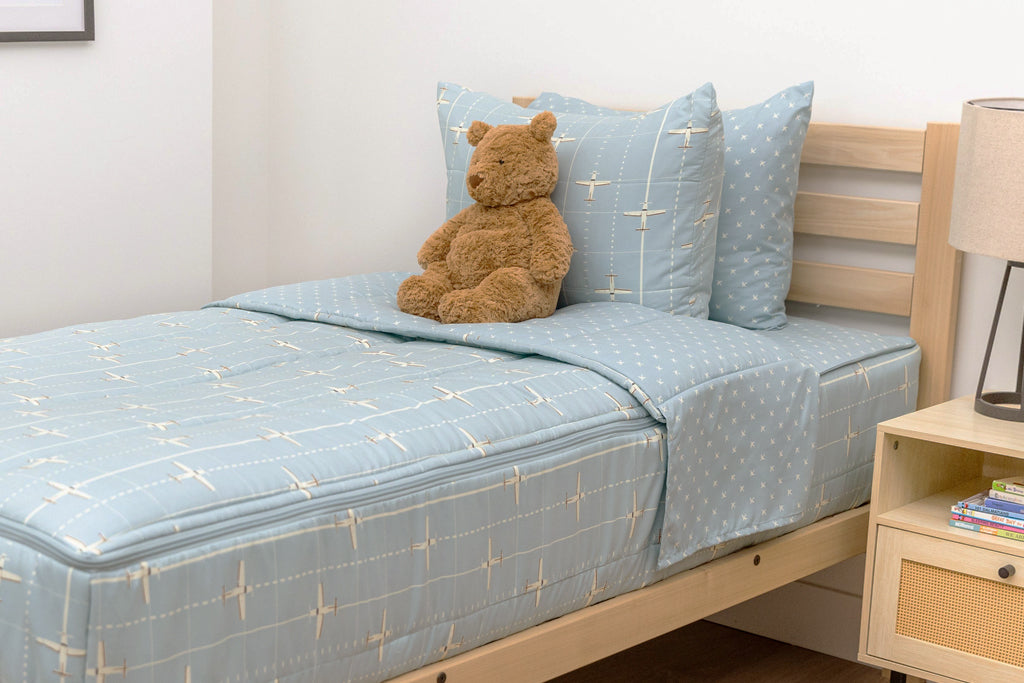 Take Flight Zipper Bedding